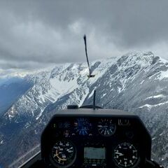 Flugwegposition um 12:10:08: Aufgenommen in der Nähe von Gemeinde Telfs, Telfs, Österreich in 2189 Meter